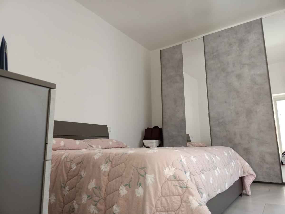 B&B La Piazzetta Vado Ligure Exterior foto